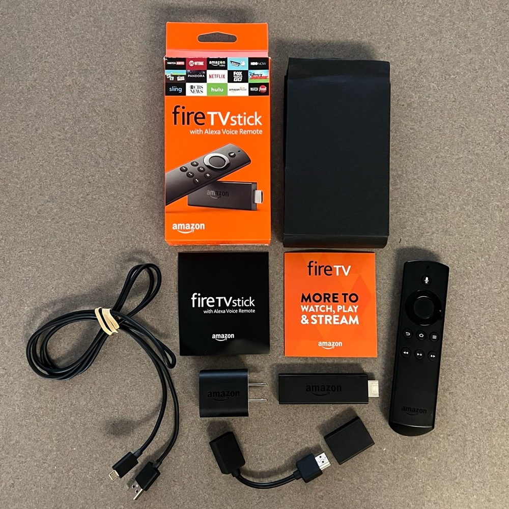 AMAZON FIRE TV STICK 2ND GENERATION (WITH VOICE)